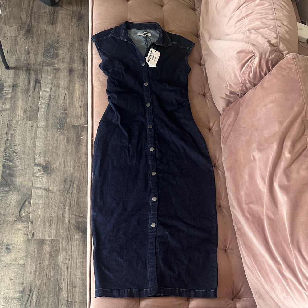 Velvet Heart Dark Blue Button-Down Midi Dress